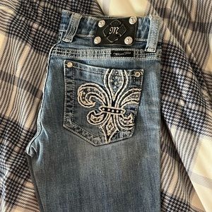 Miss me jean. Size 29, length 36.